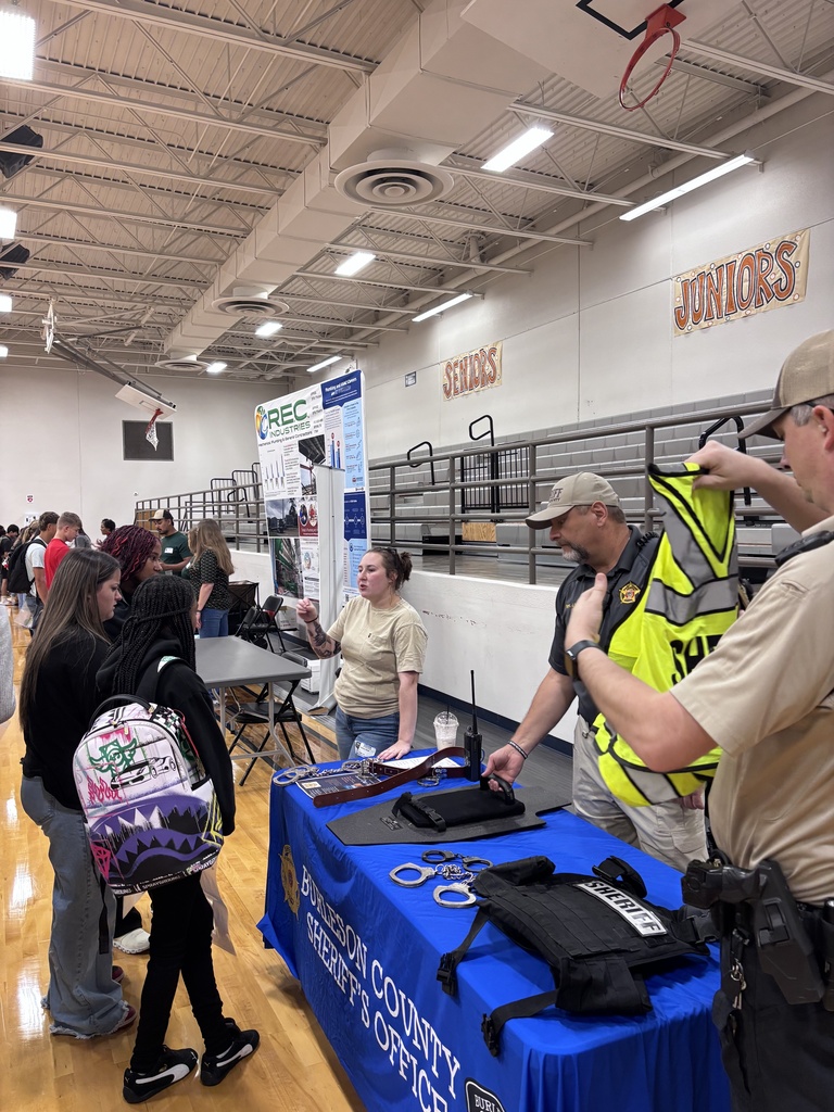 🎓 EXPLORING WHAT’S NEXT  Caldwell High School juniors and seniors had the opportunity to explore future possibilities at today’s Career Fair! Students visited with representatives, asked questions and gathered information to help them begin planning for life after high school.  Thank you to everyone who joined us and helped our students discover the many paths available to them!  #CaldwellProud #CaldwellISD