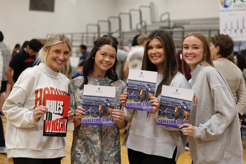 🎓 EXPLORING WHAT’S NEXT  Caldwell High School juniors and seniors had the opportunity to explore future possibilities at today’s Career Fair! Students visited with representatives, asked questions and gathered information to help them begin planning for life after high school.  Thank you to everyone who joined us and helped our students discover the many paths available to them!  #CaldwellProud #CaldwellISD