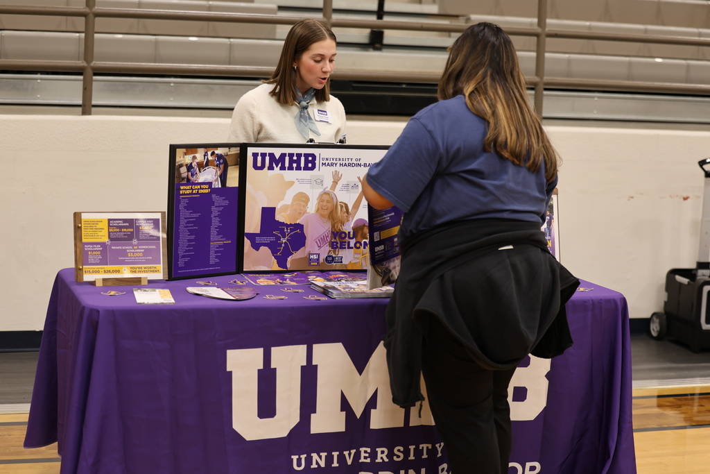 🎓 EXPLORING WHAT’S NEXT  Caldwell High School juniors and seniors had the opportunity to explore future possibilities at today’s Career Fair! Students visited with representatives, asked questions and gathered information to help them begin planning for life after high school.  Thank you to everyone who joined us and helped our students discover the many paths available to them!  #CaldwellProud #CaldwellISD