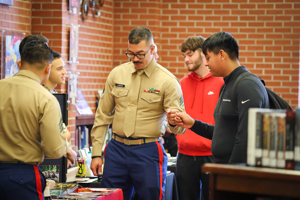 Apply to College Day @ CHS