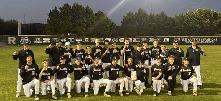 CMS BASEBALL REGION CHAMPS! Way to go, Jackets🐝⚾️