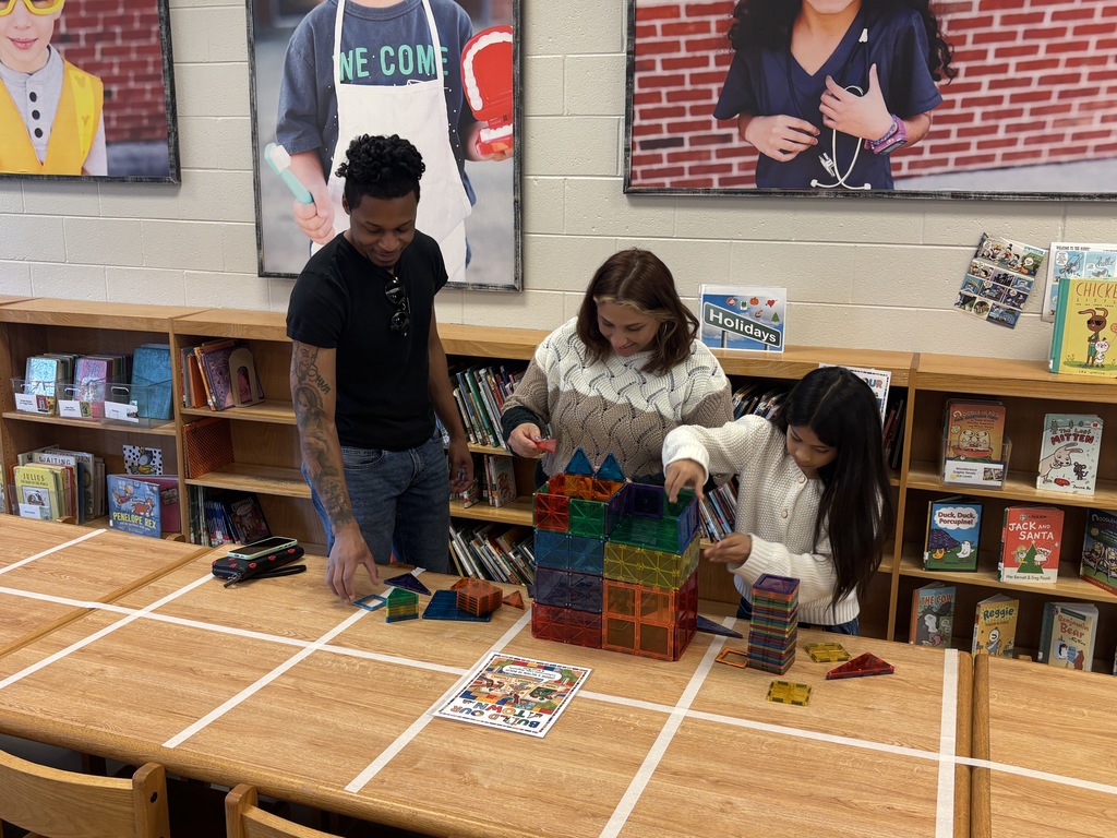 CES Spring Student Showcase & Family STEM Night Highlights