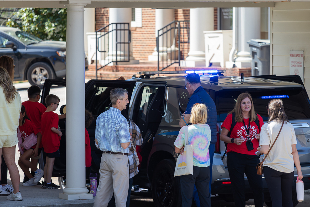 CPS 3rd Grade:  Historic Downtown Calhoun (walking tour)