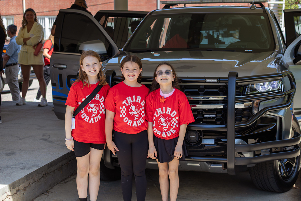 CPS 3rd Grade:  Historic Downtown Calhoun (walking tour)