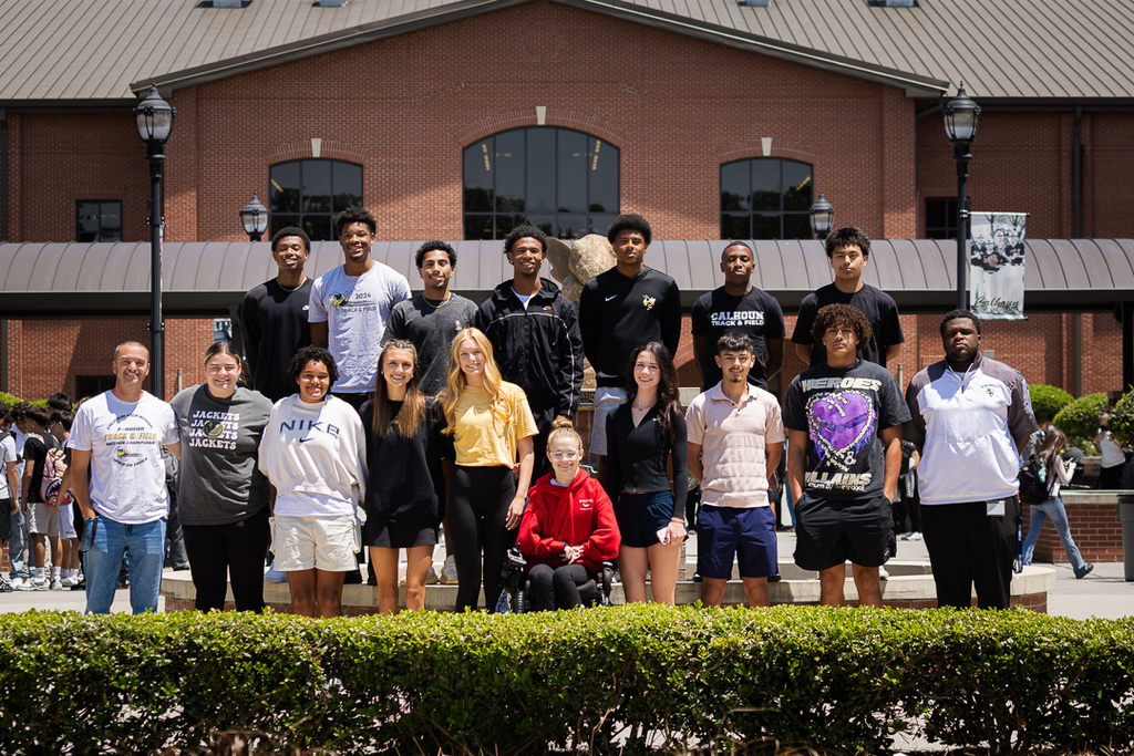 Sending off our CHS Track & Field athletes in true Yellow Jacket fashion! 🐝 Best of luck to our student-athletes and coaches as they compete in the 2026 AAA State Finals at UGA tomorrow and Thursday! #GoJackets