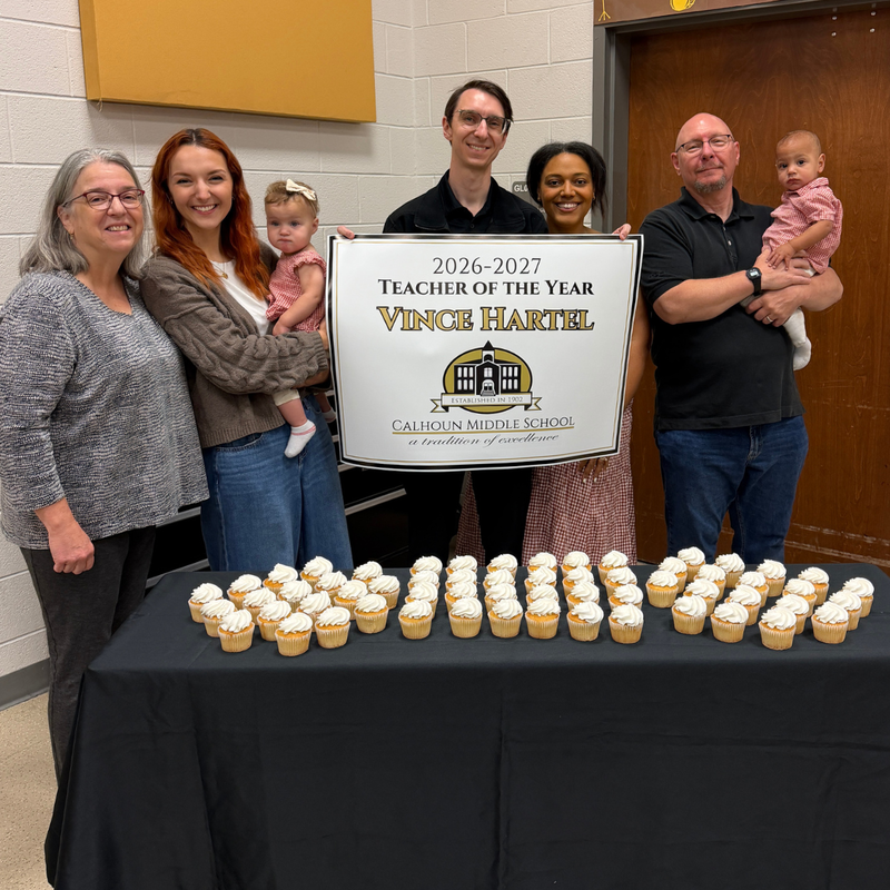 CMS TOTY w/ fam - V. Hartel (26-27)