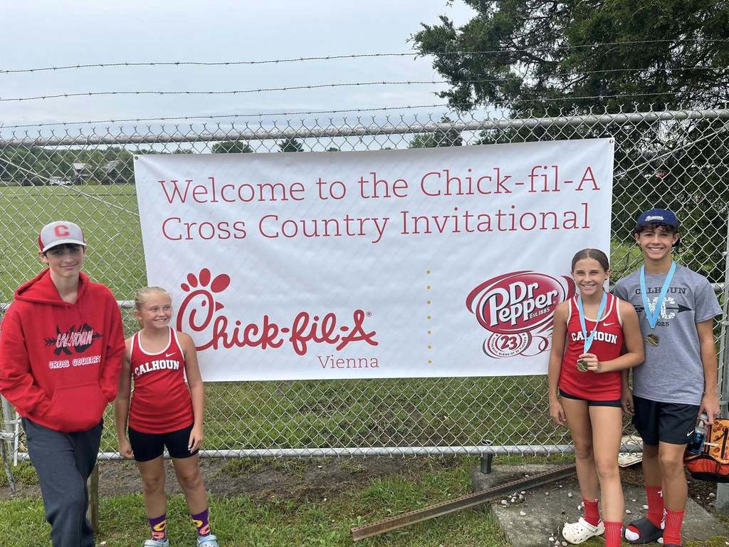 CMHS Cross Country runners