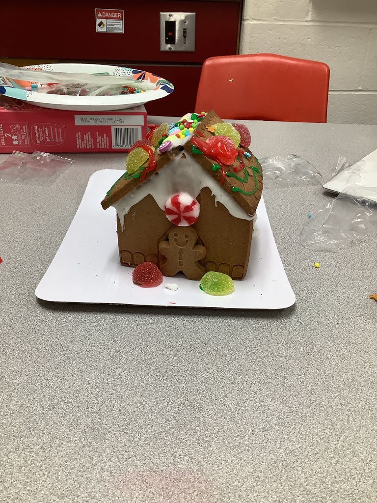 Small gingerbread house