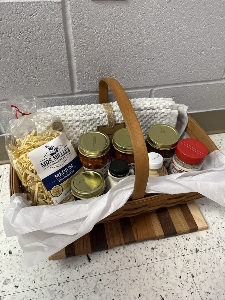 meal set donated by Hallie Mace Queen Flora