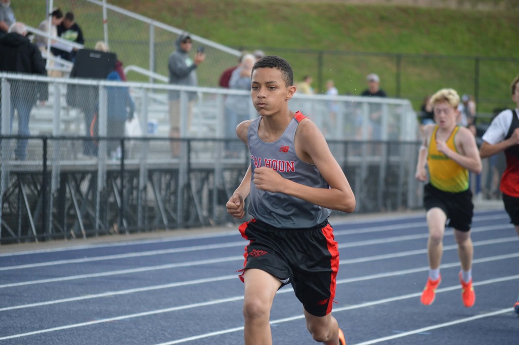 Track member running
