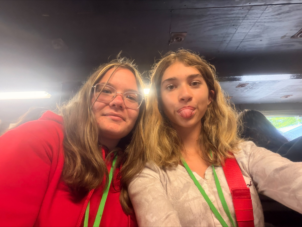 Lilly and Danika 