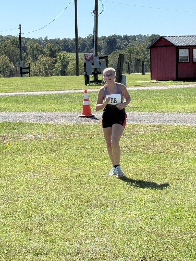 Female Middle school runner