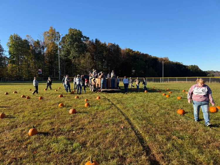 Calhoun Gilmer career center students 