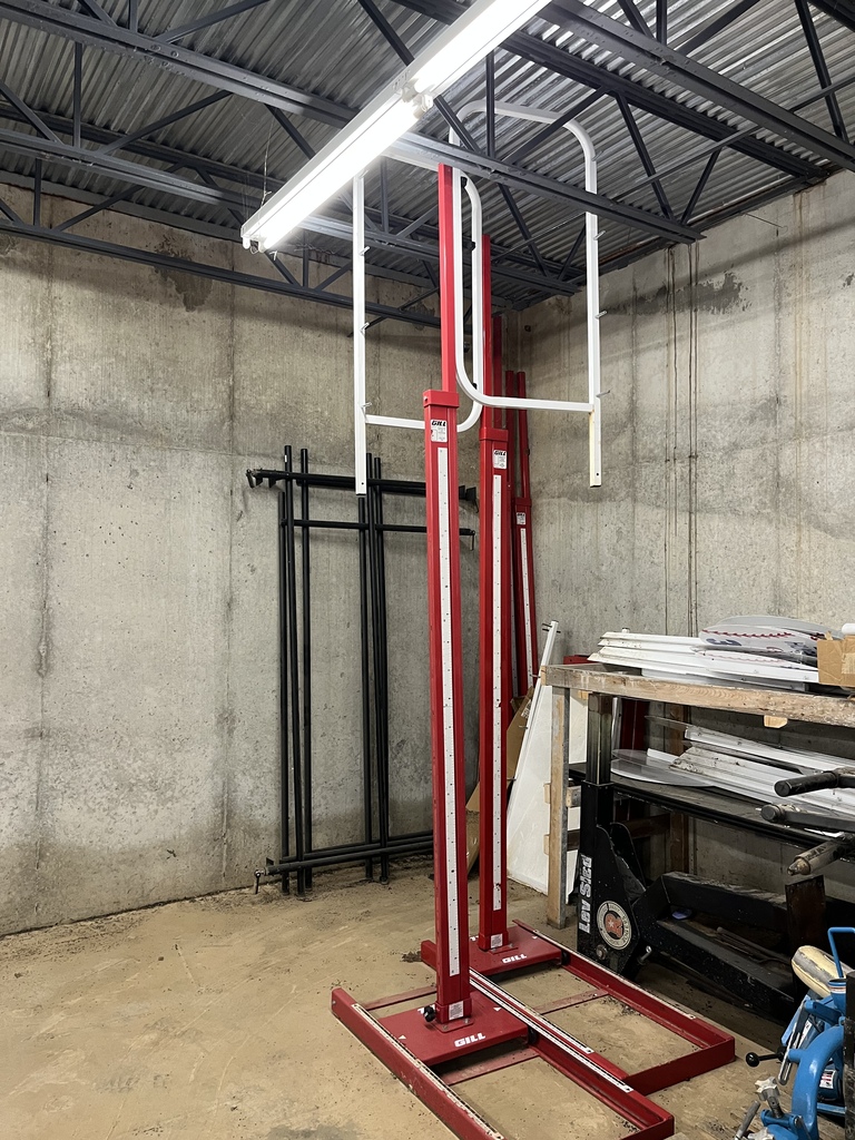 Pole vAult