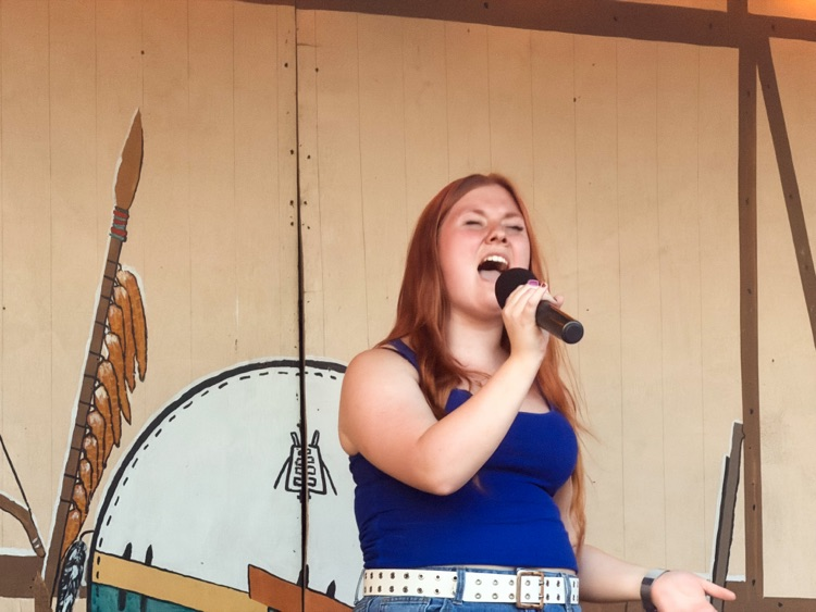 Johanna Bradshaw singing Don’t Tell Me