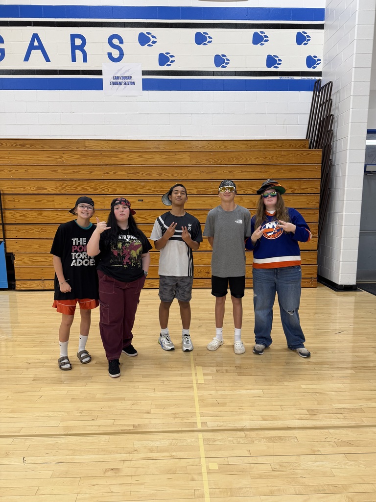 Freshman dressed in their hip-hop outfits the gym