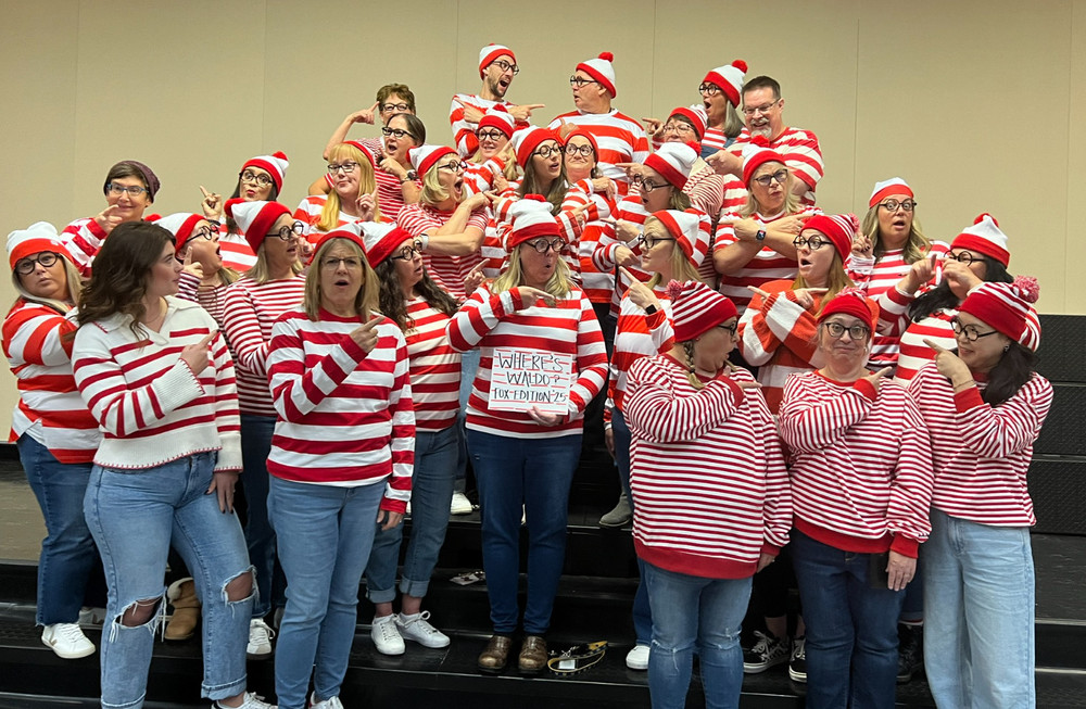 Adults dress like Where's Waldo?