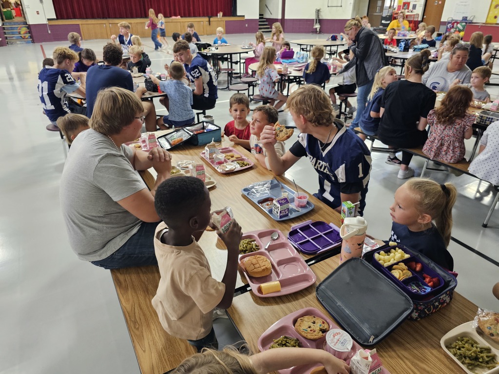 Happy Homecoming 2025! We had Spartan Spirit with our high school athletes and band members joining our elementary students at lunch!