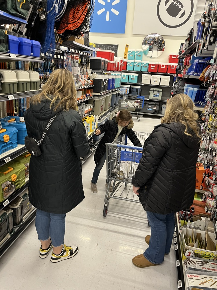 shopping with officer