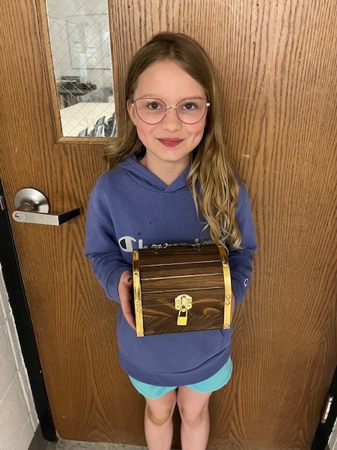 autumn-treasure winner 