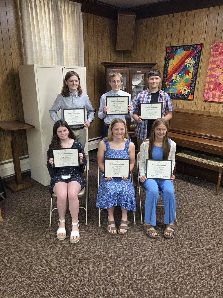 Congratulations to our DAR Junior High & High School Award Recipients, Emily Downing, Miles Taylor, and Leah Vande Kemp, who were honored at a special luncheon this past weekend!