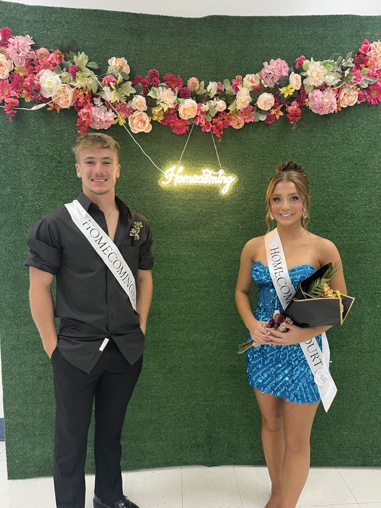 Homecoming court