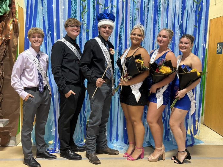 Homecoming court