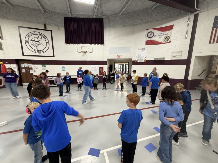 house meeting game