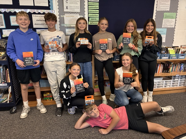 seventh graders trick-or-treating for UNICEF