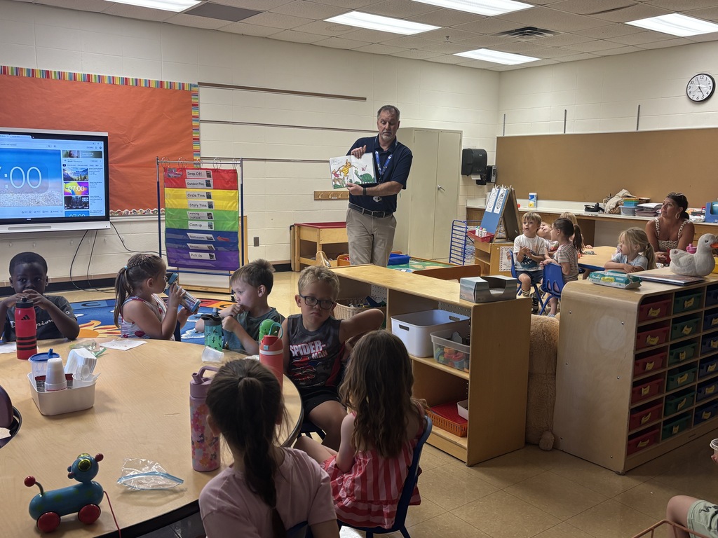 Isanti Primary School Principal Shane Dordal visited students during Gearing Up for Kindergarten