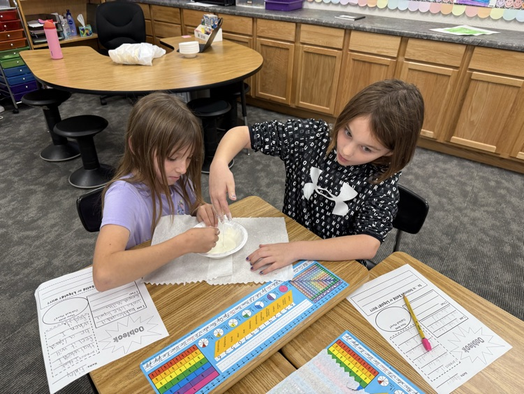 3rd grade OOBLECK! 10/17/25
