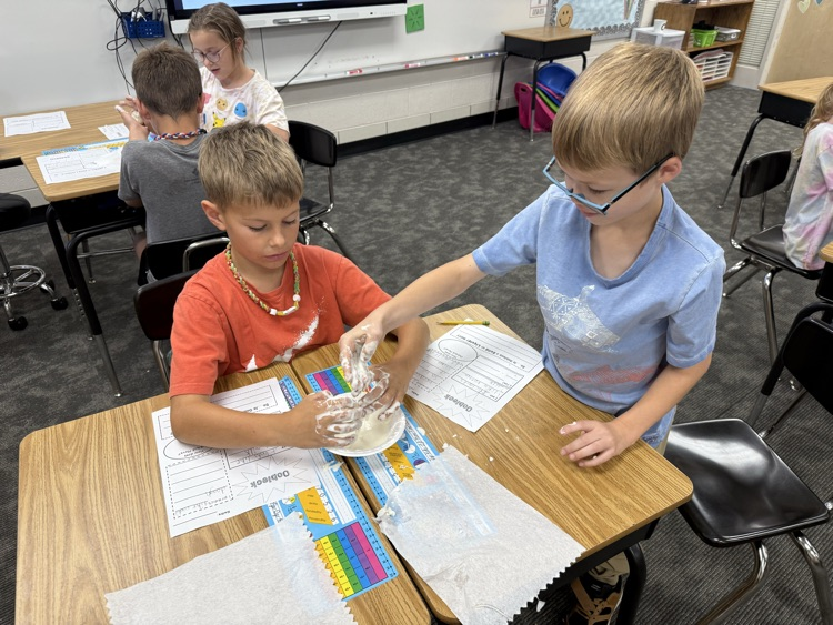 3rd grade OOBLECK! 10/17/25