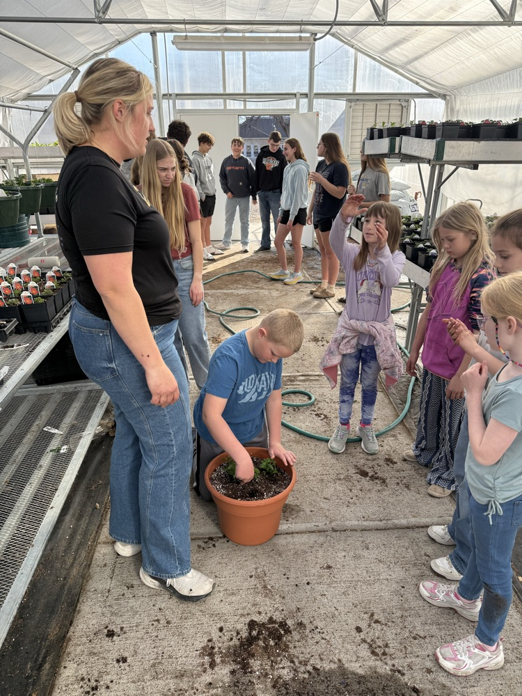 3rd grade helping at the FFA green house 2026