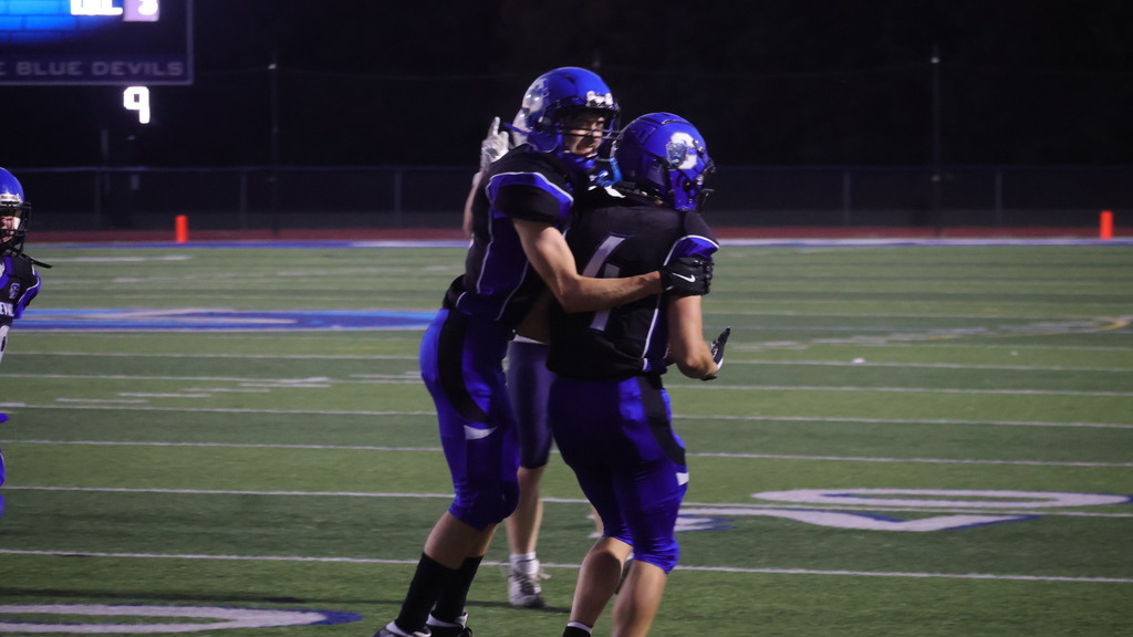 Mantelli Picks it off