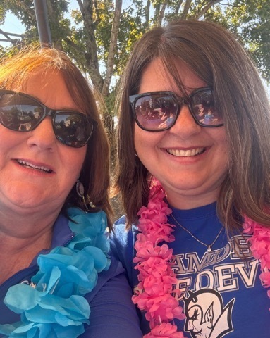 Admin Float at Homecoming Parade