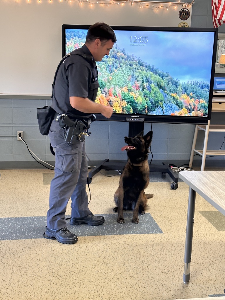 K-9 Demonstration in Canine Class at CHS with the New York State Police