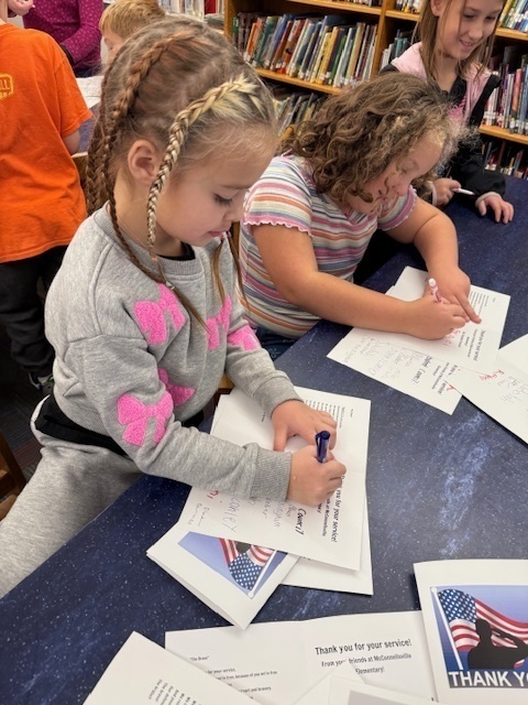 McVille Student Council Signing Cards