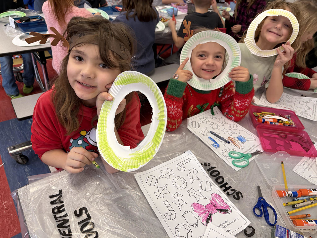 Keller and Littler Holiday Wreath Project