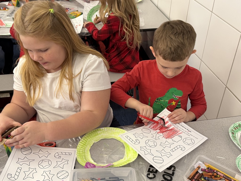 Keller and Littler Holiday Wreath Project