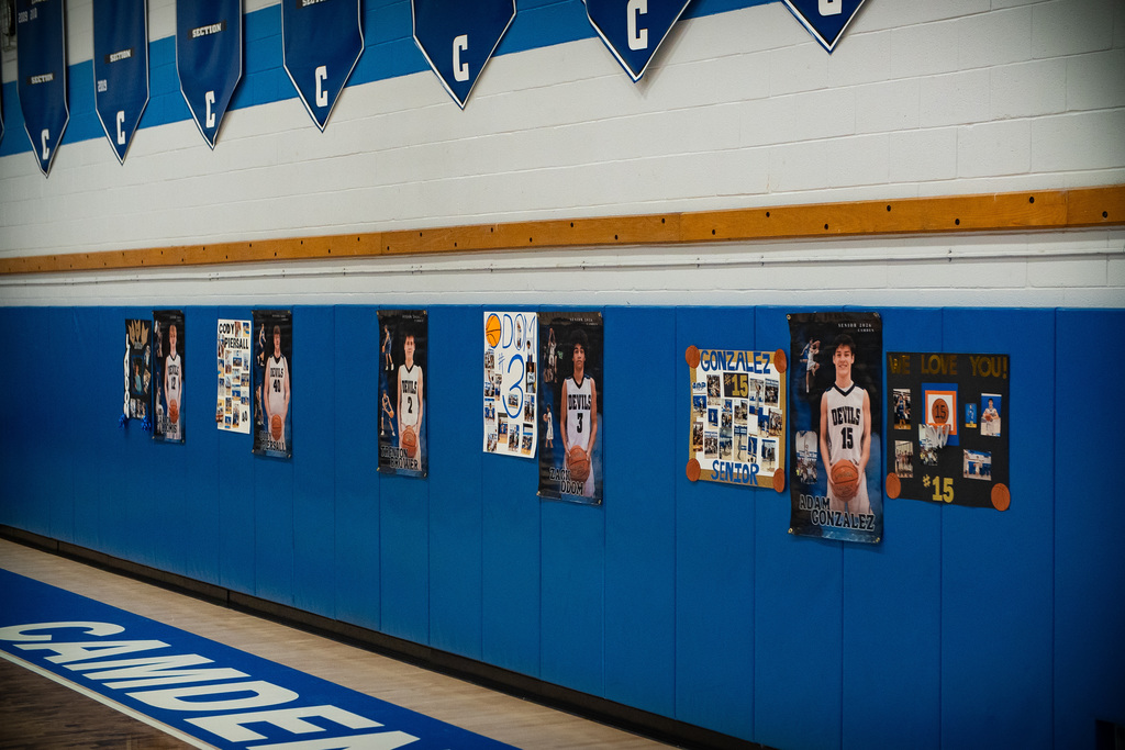 Boys Hoops Senior Night