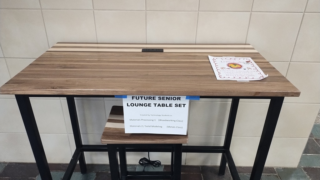 Senior Lounge Table Set