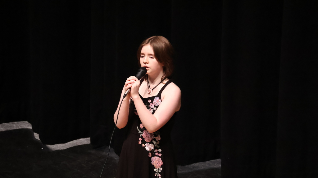 Kyla Sommerville singing