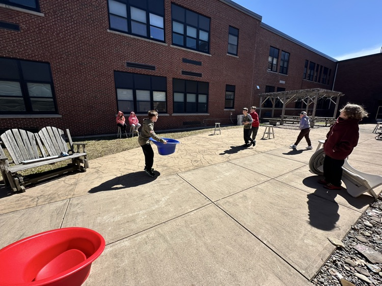 even more courtyard fun 