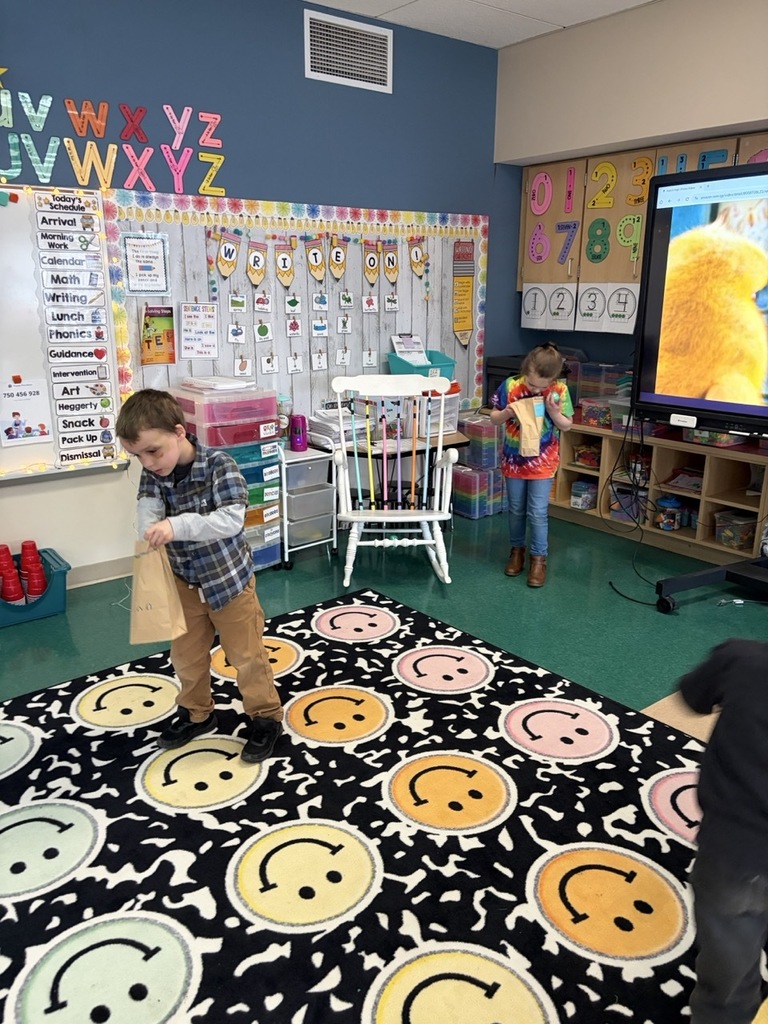 Riegler's Class Egg Hunt at CES