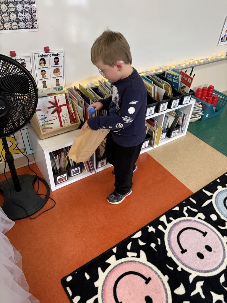 Riegler's Class Egg Hunt at CES