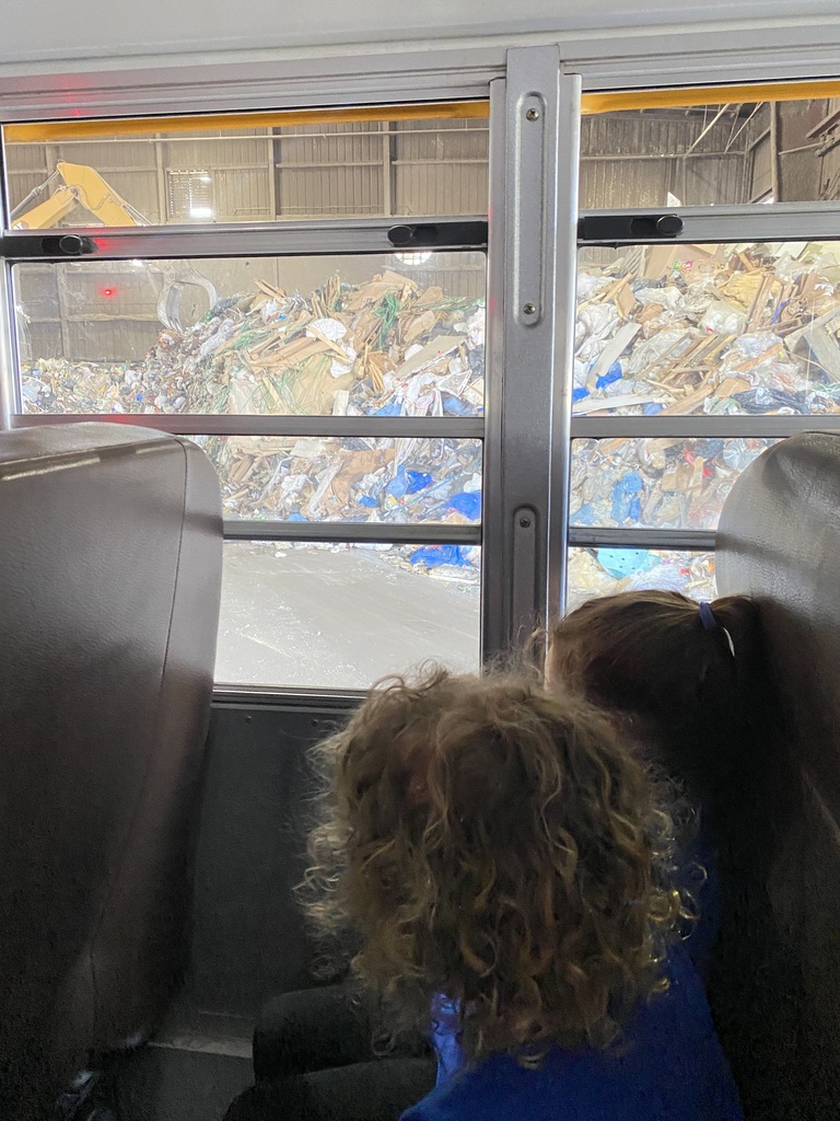 McConnellsville Elementary Field Trip To OHSWA Recycling Center