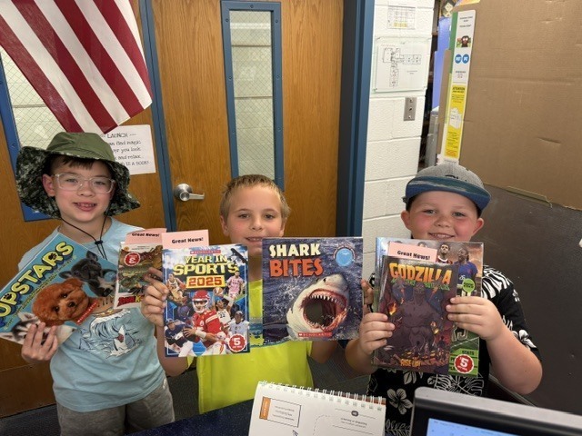 Students at Tuthill Book Fair