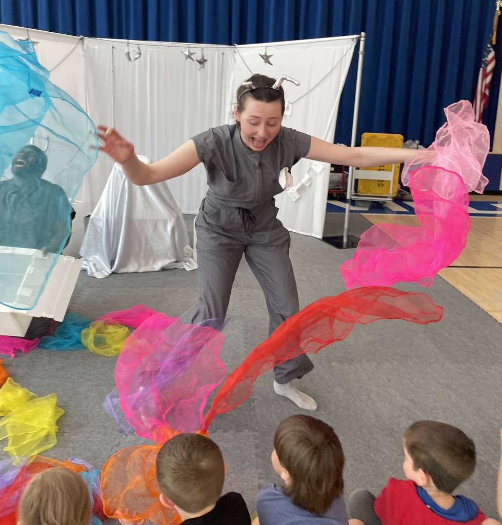 Syracuse Stage Performs for PreK Students at McVille