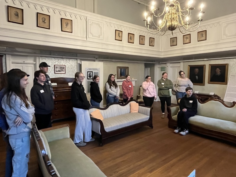 Oneida Mansion Visit by CHS Students