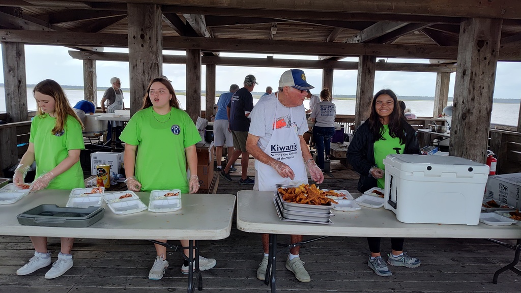 Builders club helping at Seafood Festival
